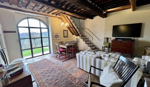 Romantic tranquil farmhouse with stunning views.