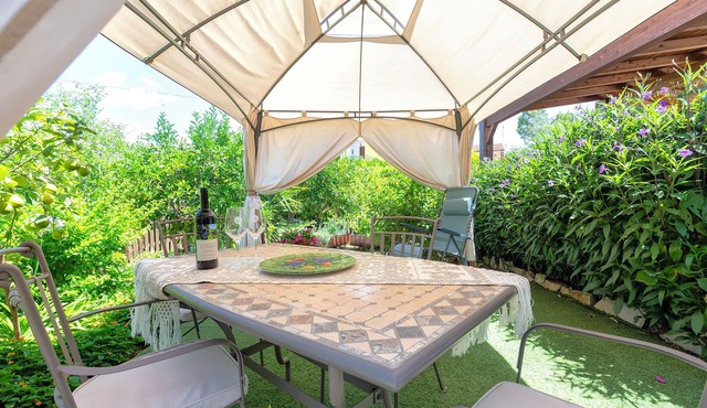 Room 'Lavanda' with Shared Terrace, Wi-Fi and Air Conditioning
