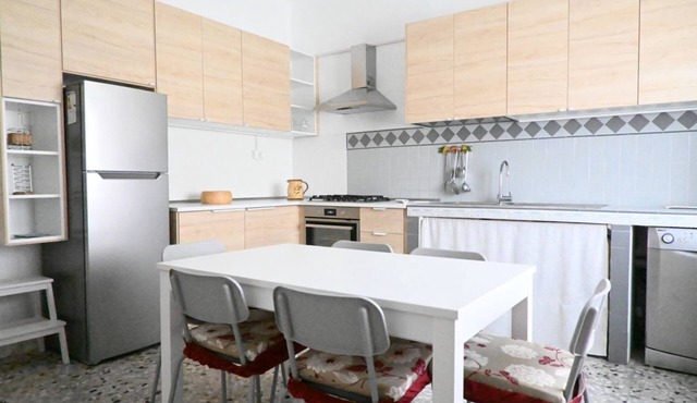 S352 – Sirolo, Spacious and Comfortable Apartment with Wi-Fi
