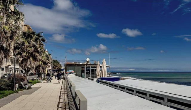 [Sea Side] Beach 2 min Free WiFi Smart TV