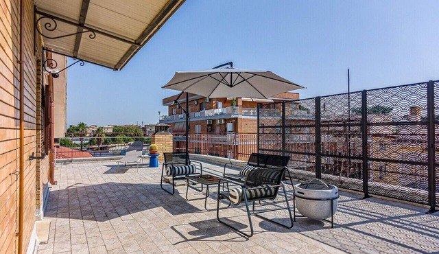 Secret Rooftop Suite – Tor Vergata Metro C