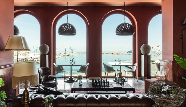 SeePort Hotel