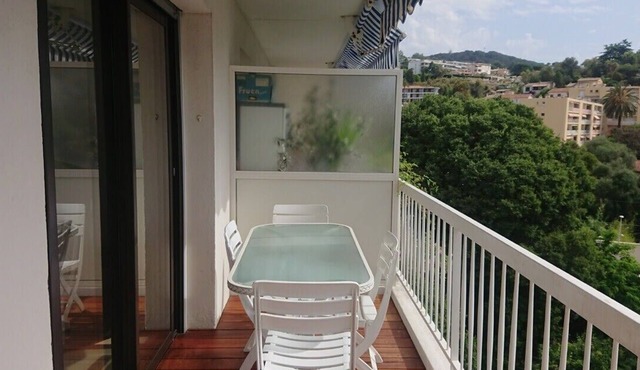 Spacious 70 m² flat with Balcony and sea view!