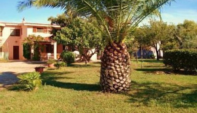 SPECIAL HOLIDAYS IN SARDINIA
