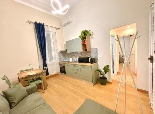 Stadium Modern Flat
