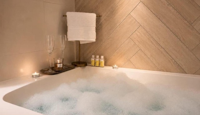 Star Luxury SuitePrivate Jacuzzi