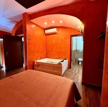 Suites Moya 1 - SPA in Camera