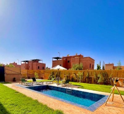 Superbe villa 3 chambres proche du centre-ville avec piscine privée