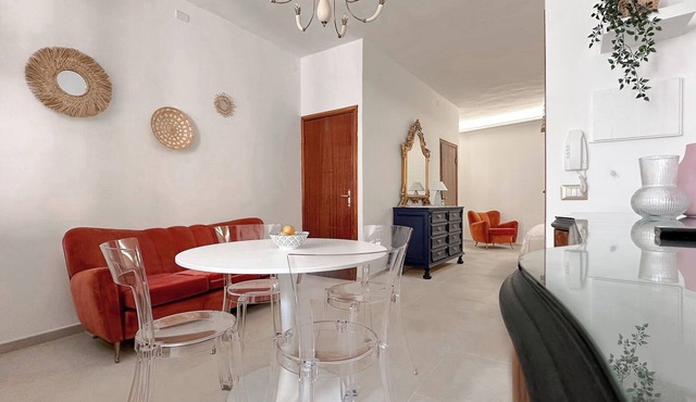 Typical Carlofortina House 50m from city center - WIFI - Comfort Bed