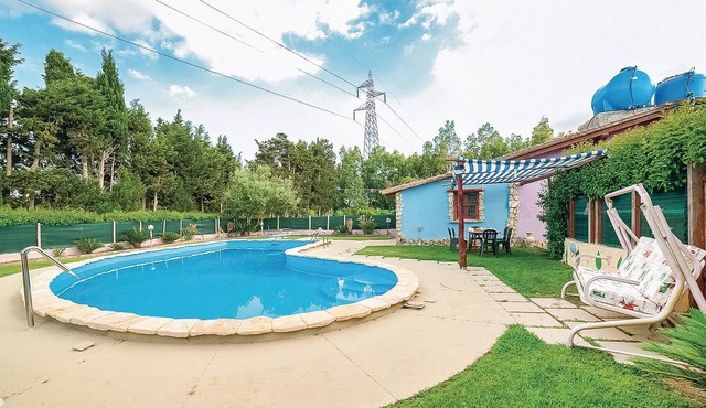 Vacation home with pool located in a fertile plain in Sardinia, in Medio Campidano, at the foot of M