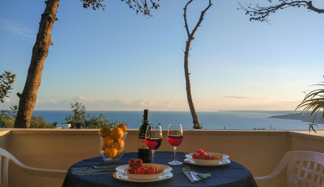 VILLA ALDA TWO ROOMS APARTMENT - Apartment with Enchanting View