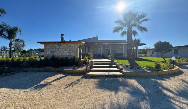 Villa Aurelia | Private Pool, 10 Guests, Near the Sea