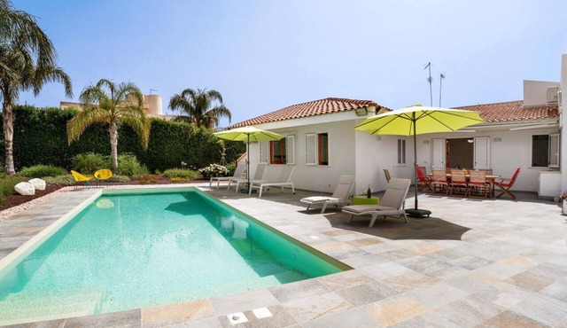 Villa Chicco di Sale - Private Pool for Exclusive Use N.8 pax - 400 meters Sea