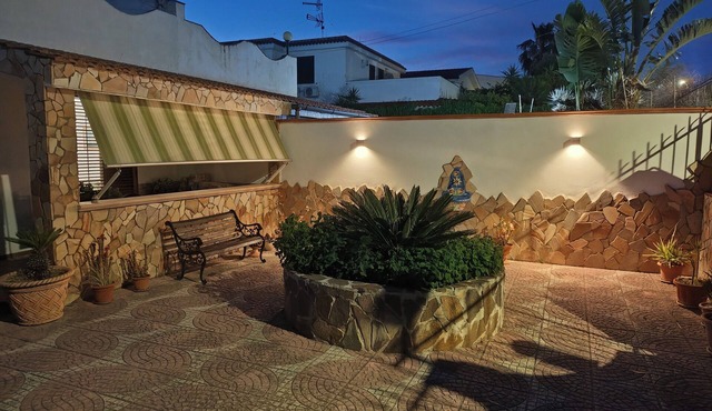 🌊 Villa FedAlú 🌴 Just a stone's throw from the sea, enjoying relaxation and sunsets near Palermo