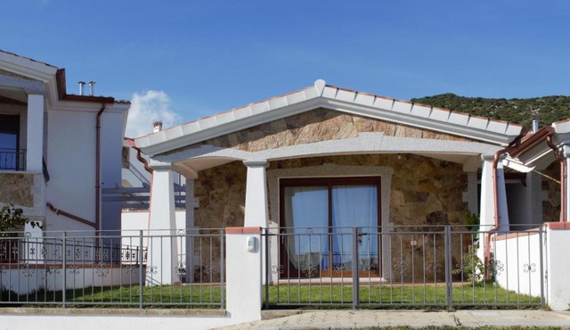 VILLA FRANCESCA con vista mare La caletta SARDEGNA