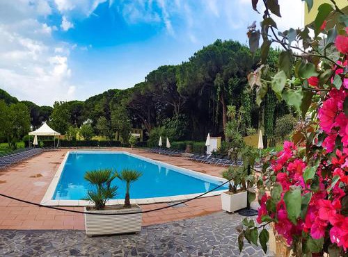 Villa immersed in the pine forest in Sardinia