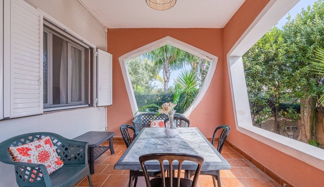 Villa 'Morgana' with Private Terrace, Wi-Fi and Air Conditioning