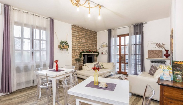 Villa "Nest" with Private Terrace, Private Garden & Wi-Fi