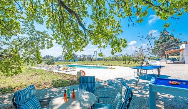 Villa Trullo Quercia by Villa Plus