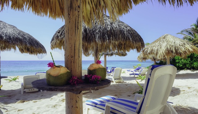Villas De Rosa Beach Resort