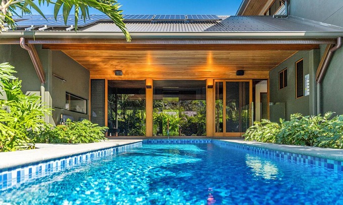 Flametree Villa | Yangaro