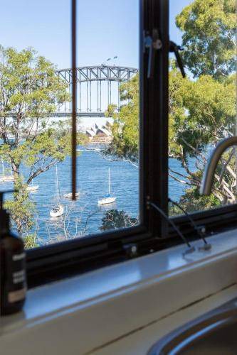 Photo of Others in McMahons Point