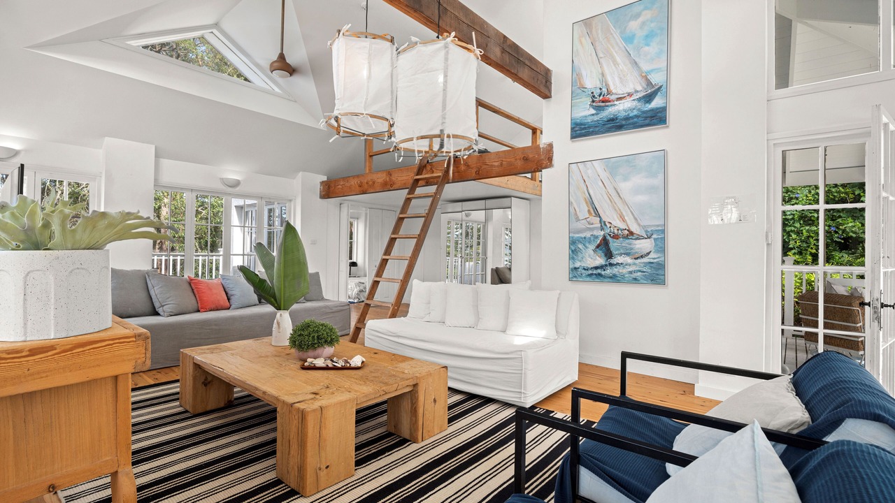 Photo of Livingroom in Patonga