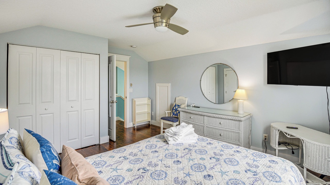 Photo of Bedroom in Marineland Acres