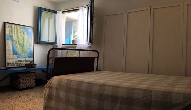 Salento House with Ocean View, Just 50 Meters from the Sea in Marina di Novaglie - Salento